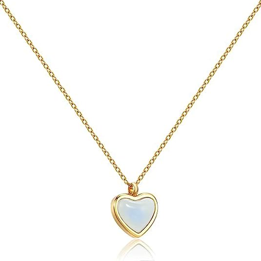 Luna Chic Heart Necklace — Stainless Steel Gold